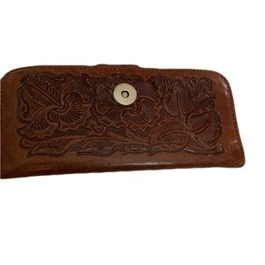 Flower Carved Wallet